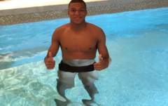 必威体育app:谢谢大家的关心,我会很快回来